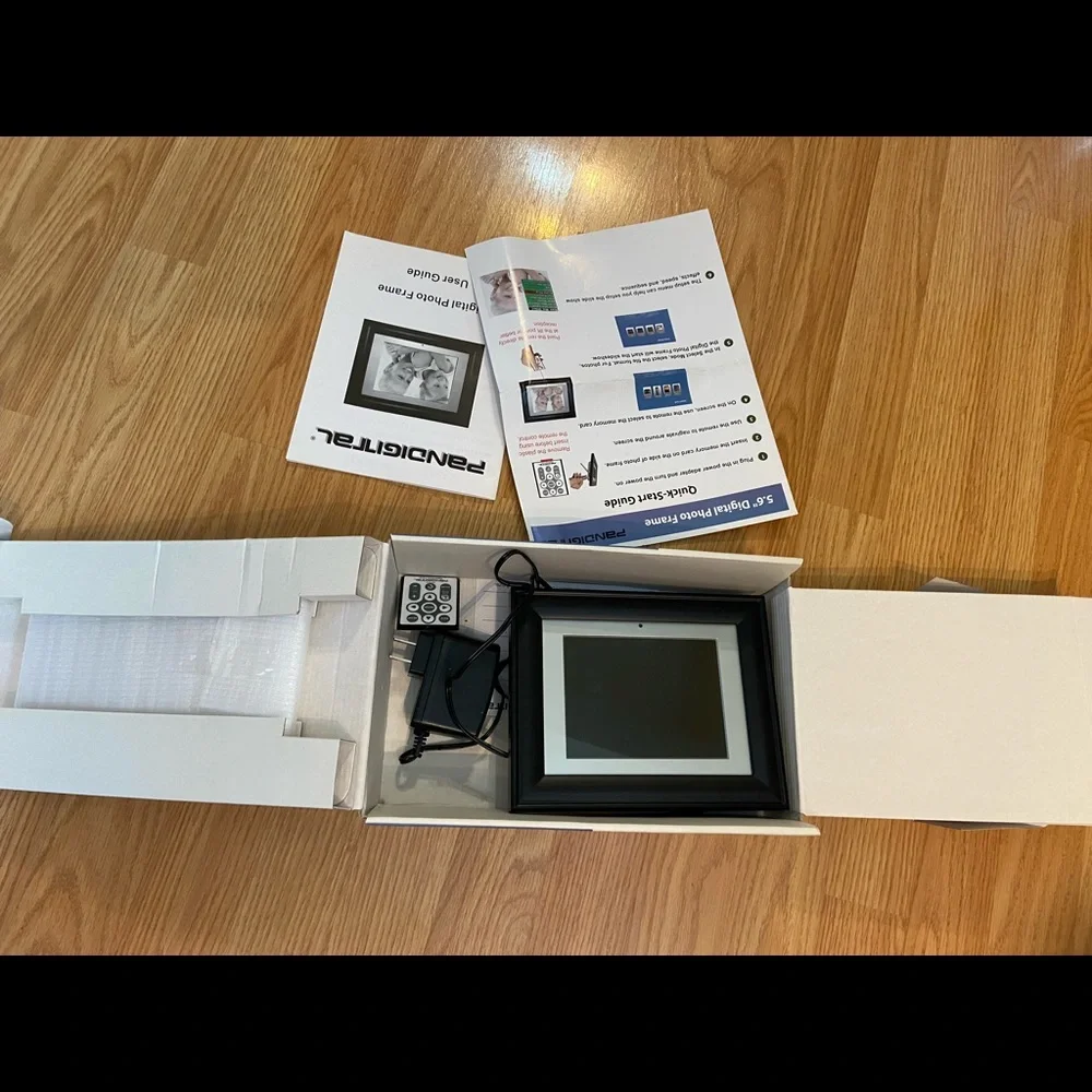 Digital Photo Frame - Picture 9 of 16
